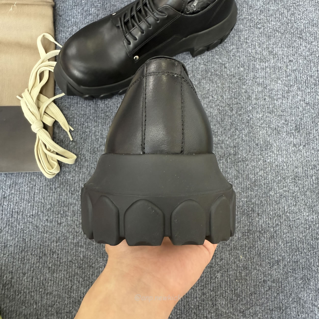 Rick Owens Mega Tractor Derby Shoes Black (6) - www.newkick.vip